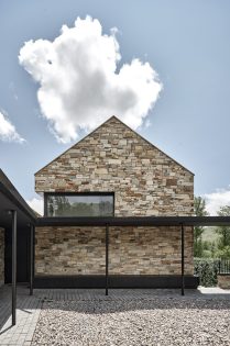 vira-arquitectura-casa-de-piedra-ii-javier-bravo-14