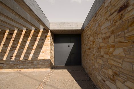 vira-arquitectura-casa-de-piedra-i-15