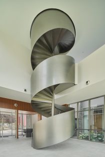vira-arquitectura-centro-de-empresas-de-base-tecnológica-javier-bravo-116