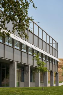 vira-arquitectura-centro-de-empresas-de-base-tecnológica-javier-bravo-183