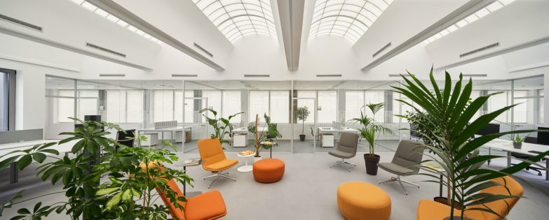 vira-arquitectura-centro-de-empresas-de-base-tecnológica-javier-bravo-209