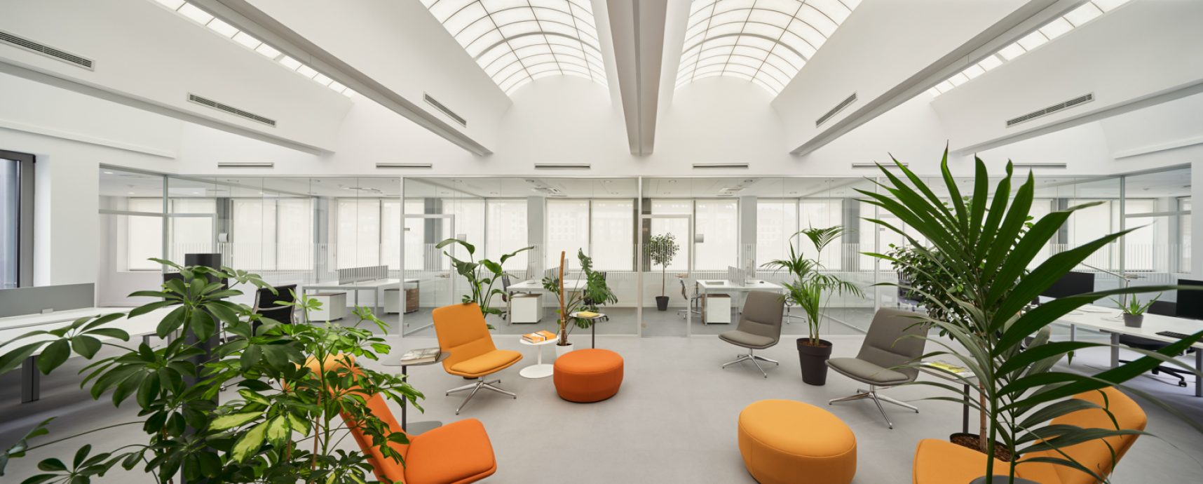 vira-arquitectura-centro-de-empresas-de-base-tecnológica-javier-bravo-209