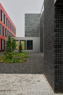 vira-arquitectura-centro-de-empresas-de-base-tecnológica-javier-bravo-307