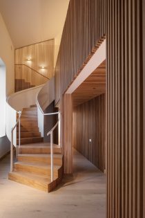 vira-arquitectura-hospedaje-dona-elvira-aitor-ortiz-37
