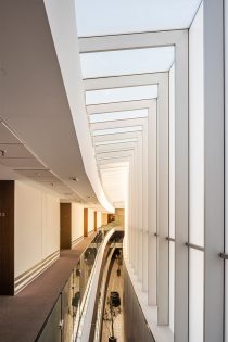 vira-arquitectura-hotel-y-parking-hospitales-imagenMAS-09