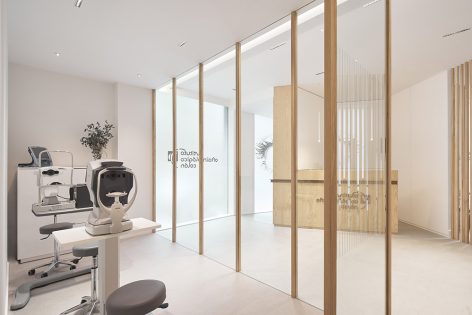 vira-arquitectura-instituto-oftalmologico-colon-javier-bravo-09