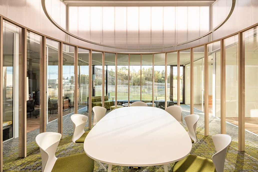 vira-arquitectura-oficinas-leon-research-javier-bravo-02