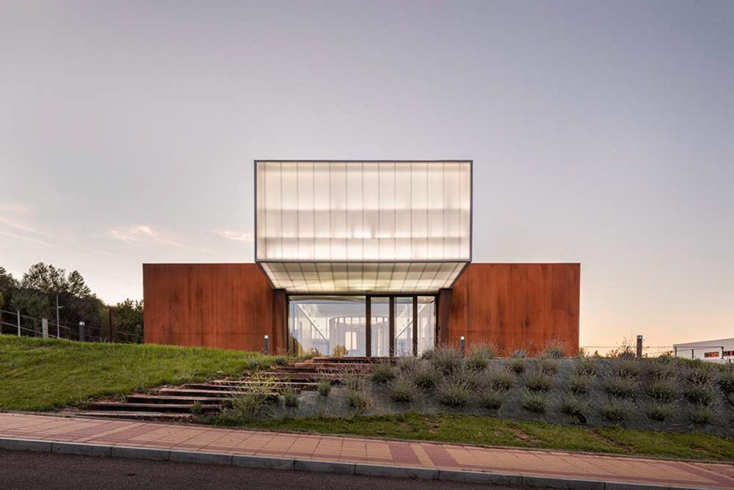 vira-arquitectura-oficinas-leon-research-javier-bravo-08