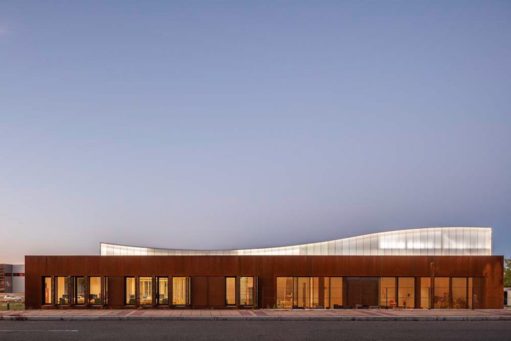 vira-arquitectura-oficinas-leon-research-javier-bravo-10