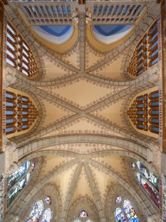 vira-arquitectura-palacio-episcopal-astorga-gaudi-imagenMAS-07