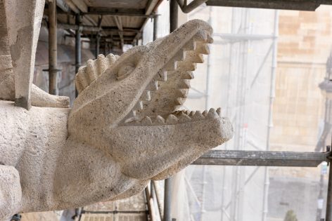 vira-arquitectura-restauracion-fachada-museo-casa-botines-fundos-18