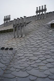 vira-arquitectura-restauracion-fachada-museo-casa-botines-fundos-27