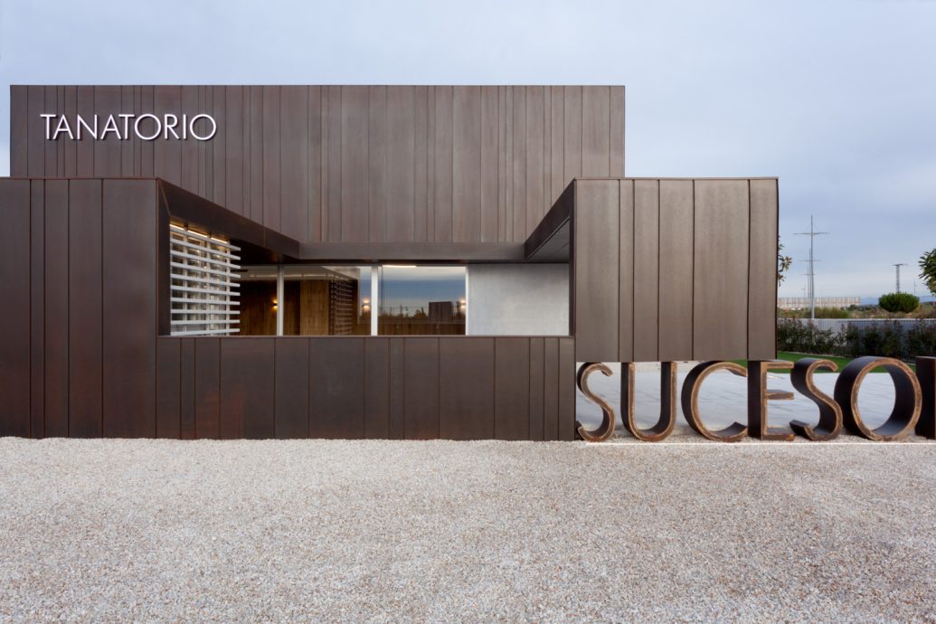 vira-arquitectura-tanatorio-sucesores-de-espiña-01