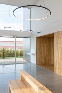 vira-arquitectura-tanatorio-sucesores-de-espiña-06