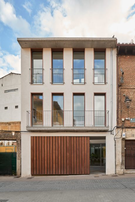 vira-arquitectura-vivienda-entre-medianeras-javier-bravo-04