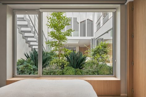 vira-arquitectura-vivienda-entre-medianeras-javier-bravo-13