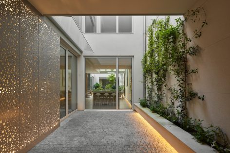 vira-arquitectura-vivienda-entre-medianeras-javier-bravo-15