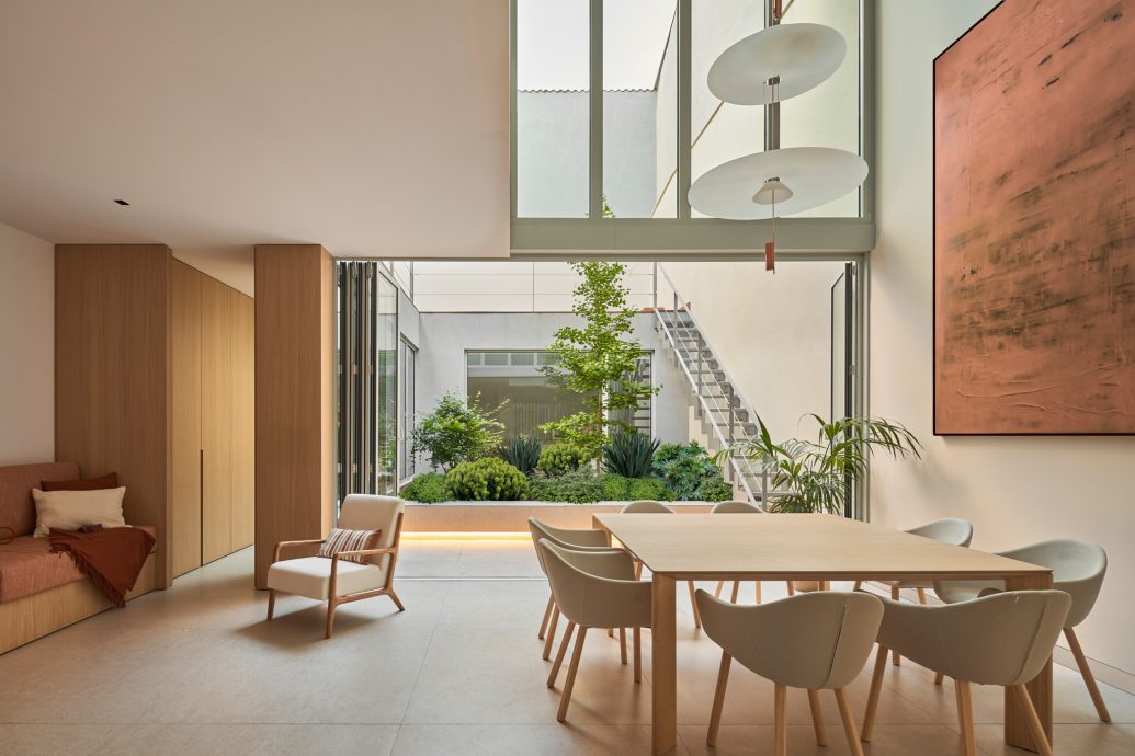 vira-arquitectura-vivienda-entre-medianeras-javier-bravo-17