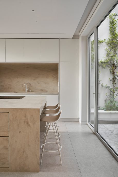 vira-arquitectura-vivienda-entre-medianeras-javier-bravo-27